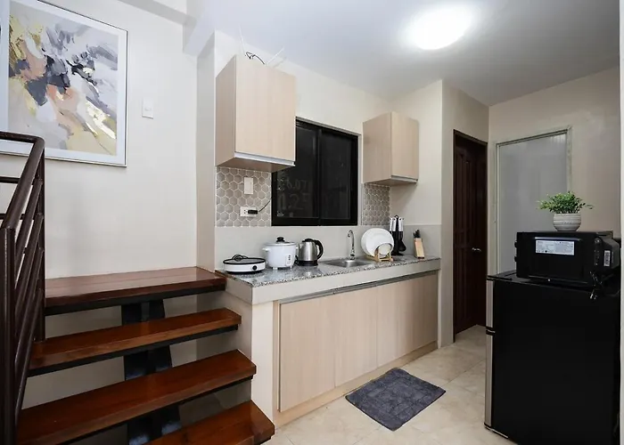 Holiday home Entire Furnished 3br House In With Parking And Washer